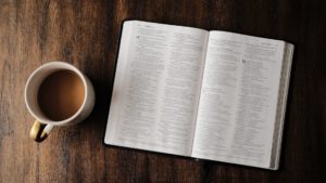 bible-wood-table-unsplash